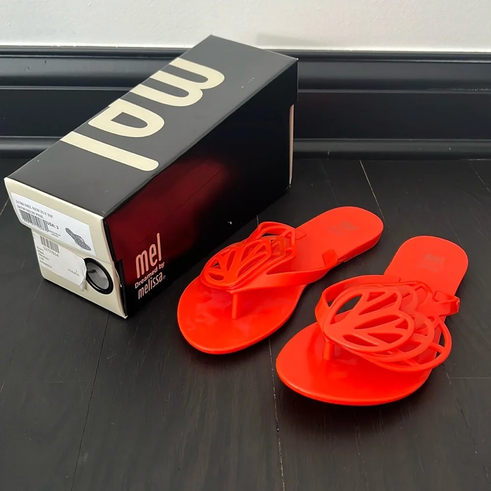 NWT Mini Melissa Harmonic flip flop new fly sandal size 3 - Picture 1 of 12